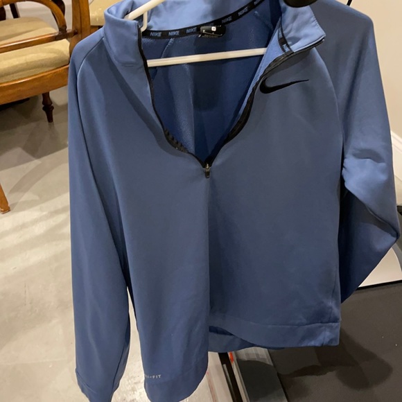 Nike half zip - Picture 1 of 2